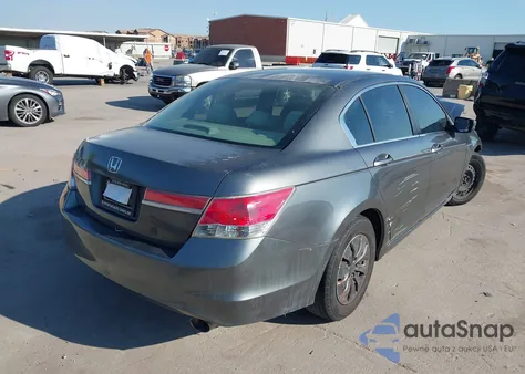 2011 Honda Accord 2.4 Lx z USA, uszkodzony, nr VIN 1HGCP2F34BA108657